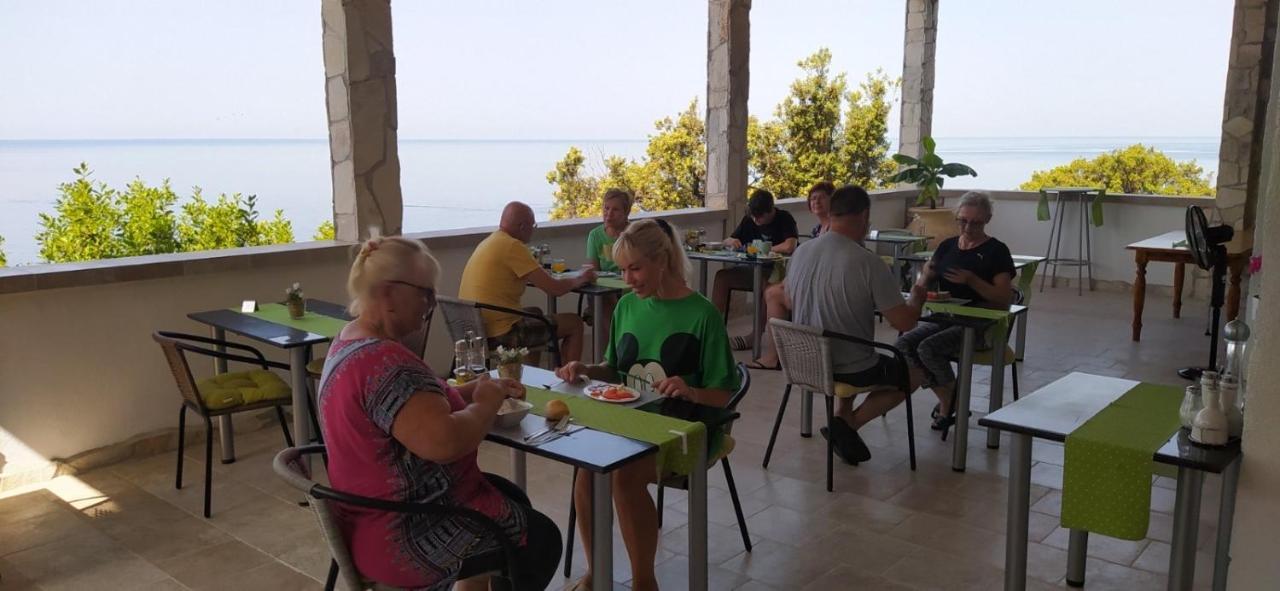 Guesthouse Oaza Emi Dobra Voda Kültér fotó